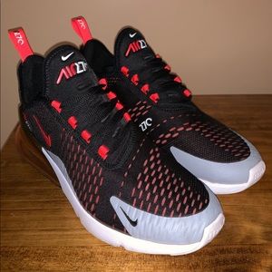 Nike Air Max 270 black/white/infrared - size 8.5